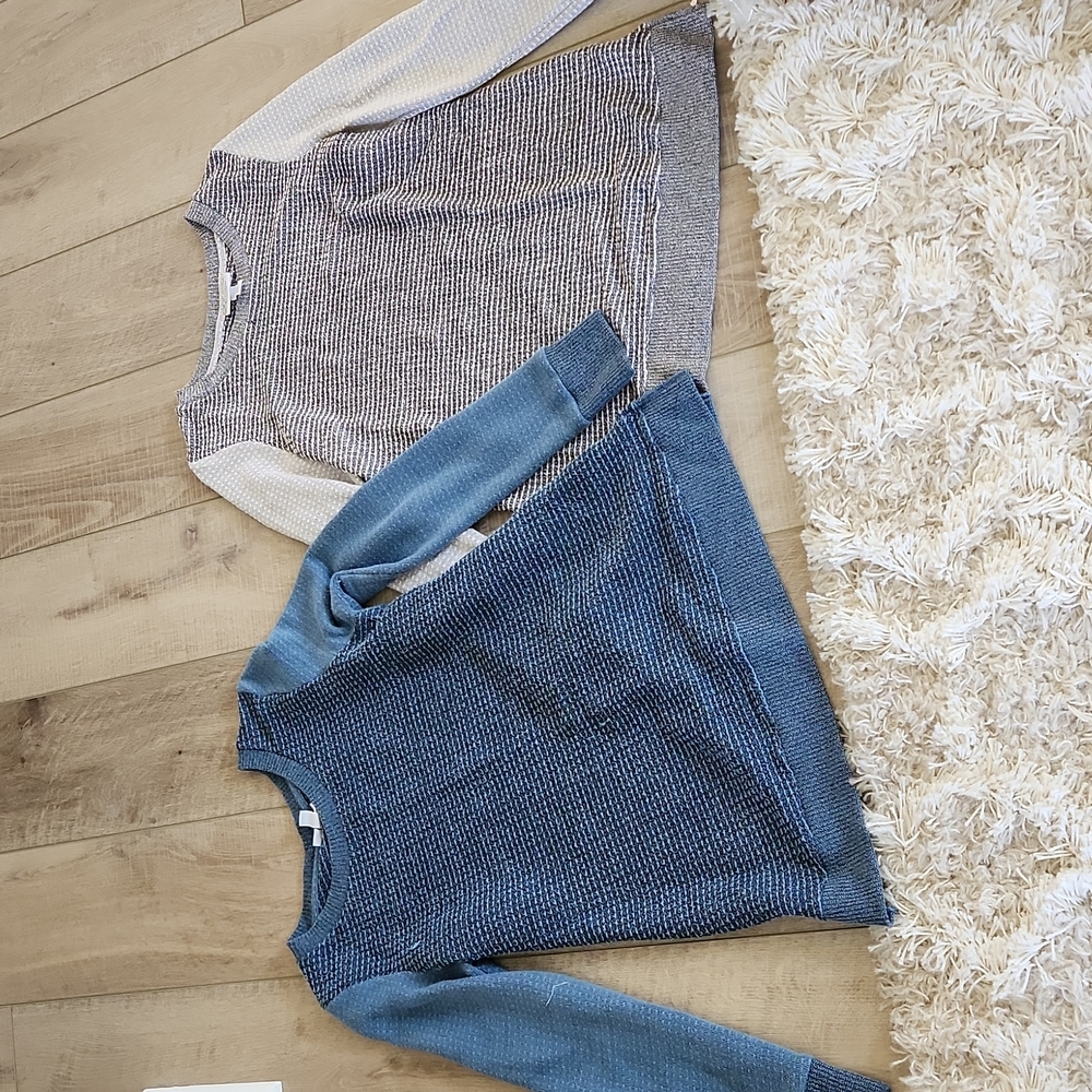 Liz Lange Maternity sweaters